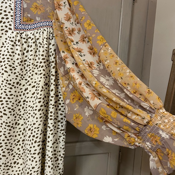 Dress - Picture 6 of 11